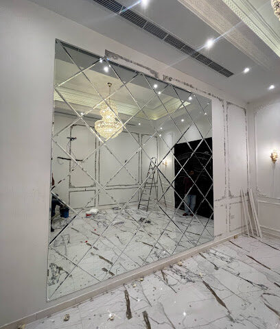 شركة الدينا للزجاج والمرايا والبراويز - دبي - +971 4 294 3000