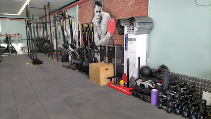 ليفل فيتنس آند كروس فيت سنتر - دبي - +971 56 151 9760