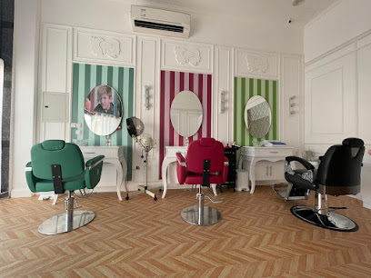 صالون اسرارى - دبي - +971 6 779 0474