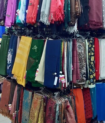 قریة برج الهدایا العين - أبو ظبي - +971 3 751 8514