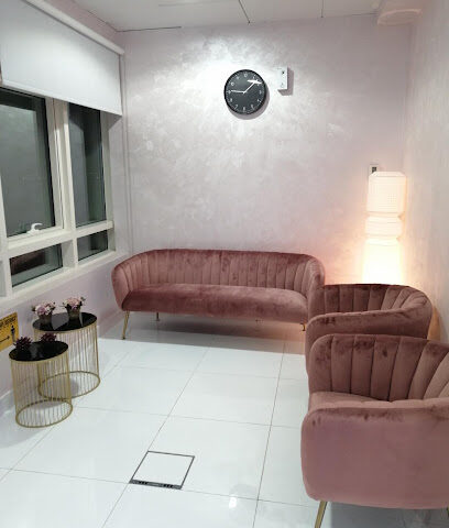 عيادة اللولو للأسنان / عيادة اللولو للأسنان - أبو ظبي - +971 50 372 6282