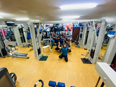 لكمة القوة GYM - دبي - +971 55 844 0429