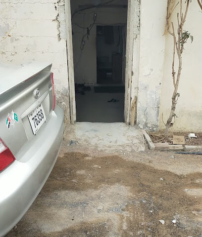 منزل توسيف احمد بالقرب من بيت الكهرباء - دبي -