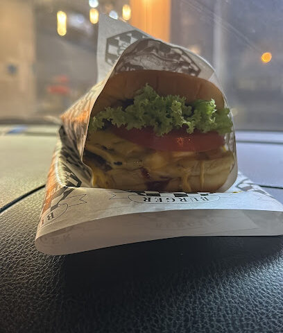 برجر ستوب - عجمان - +971 3 766 6617