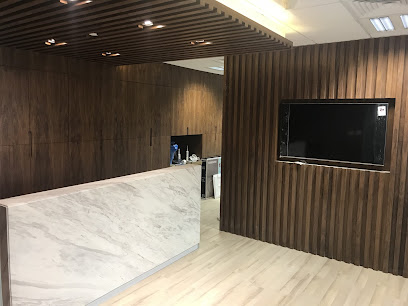 هاني منجرة - عجمان - +971 58 998 4576