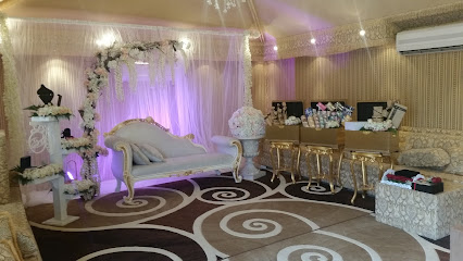 حبيب نزال / لمسات خليجية وازهار نيلوفر - دبي - +971 50 350 7605