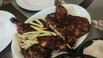 مطعم شاطر الشارقة - عجمان - +971 6 522 2965