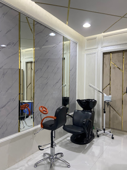 صالون ياس للرجال - United Arab Emirates|Al Nakheel - Ras al Khaimah|near Bus Station|Shop No:8