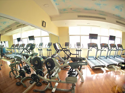 كينجسواي فيتنس جيم - دبي - +971 50 990 5311
