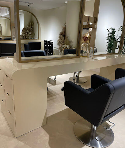 المخبأ - دبي - +971 4 591 8879