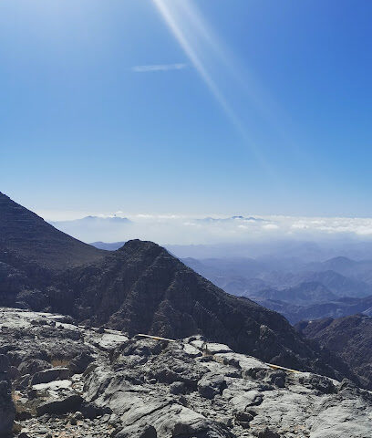 جبل مراق ديرة معيرك - دبي -