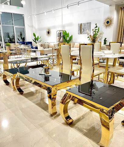 أثاث منزلي كبير - دبي - +971 6 557 1777