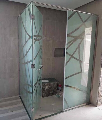 انعكاس للزجاج والألمنيوم ش - دبي - +971 50 251 4949