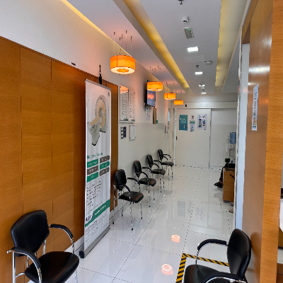 مركز أستر للتصوير ، المطينة ، ديرة - أبو ظبي - +971 4 253 2900