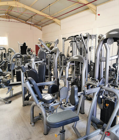 صالة العصر العيناوي الرياضية - دبي - +971 52 533 7360