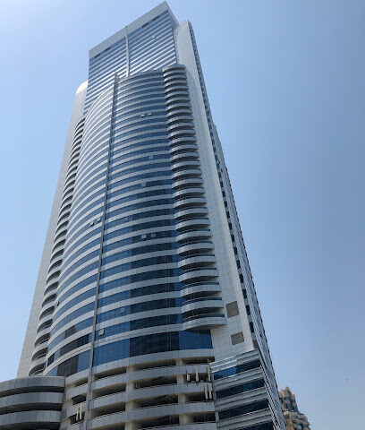 نادي صرح الامارات الصحي واللياقة البدنية - دبي - +971 6 554 4266