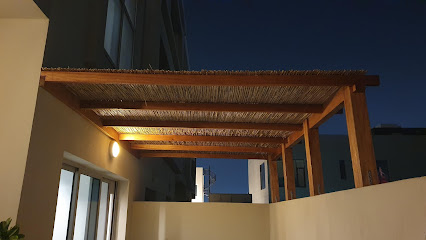 قيادة خدمات العامل الماهر - دبي - +971 56 256 1655