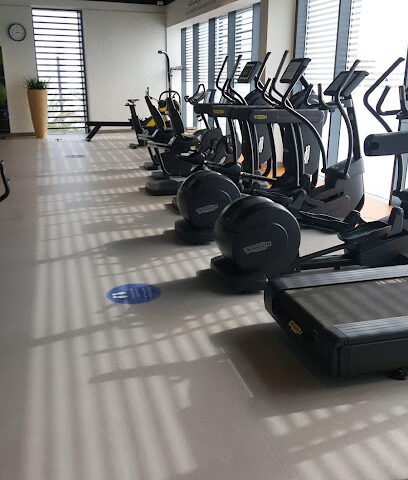 GYM في السعديات - دبي - +971 2 811 4444