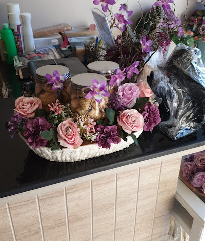 بائع الزهور - عجمان - +971 52 588 5200