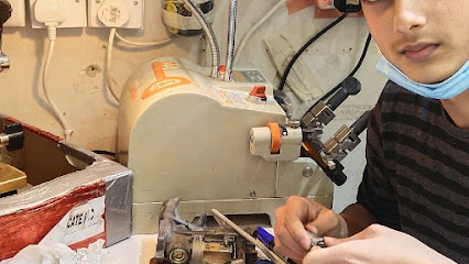 سيف البلوشي آلات نسخ المفاتيح ش.ذ.م.م جراند مول جبل علي 24H Service - عجمان - +971 50 270 2634