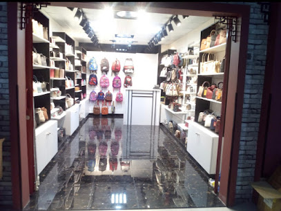 متجر حقائب اليد G91 APPLE - دبي - +971 52 905 6346