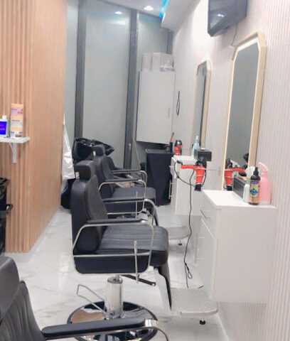 مقص نادر لتقطيع الشعر وتصفيف الشعر - دبي - +971 54 267 2966