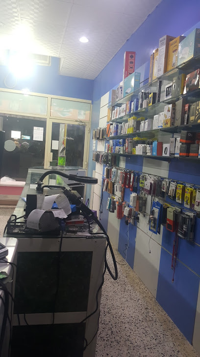 متجر المكان للهواتف المحمولة - United Arab Emirates|Al Bahah - Fujairah|طريق دباء|95M8+2QG