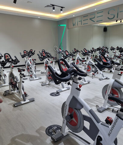 لياقة فيراجو للسيدات - دبي - +971 6 546 6484