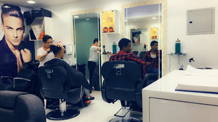 صالون تريم للحلاقة - دبي - +971 6 741 1073