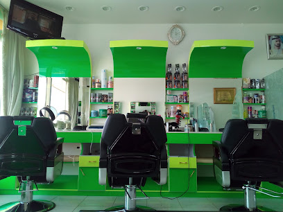صالون الروضة لقص الشعر - دبي - +971 52 413 7147