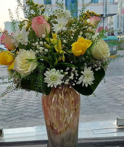 زهور بريلانت - عجمان - +971 56 984 1158