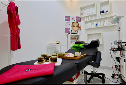 صالون خميسة للتجميل خميسة صالون - دبي - +971 4 263 4558