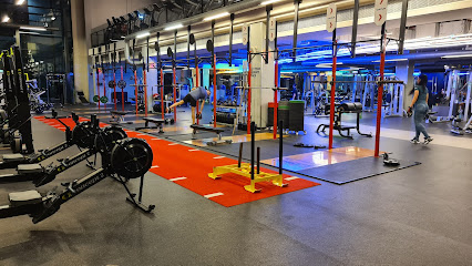 مركز اللياقة البدنية FitRepublik - دبي - +971 4 556 1800