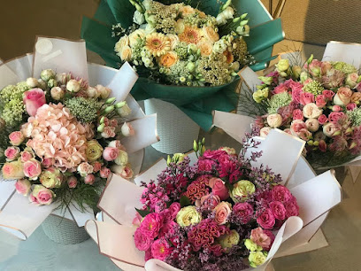 أتيليه دي فلورز للزهور - عجمان - +971 2 677 0989