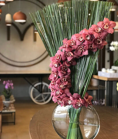 زهور موز - عجمان - +971 4 294 1132