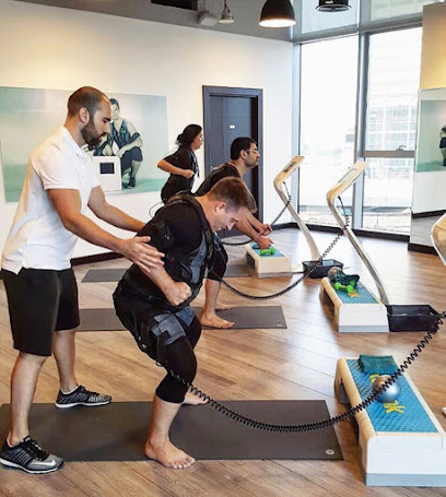 كورنيش بودي فيت - عجمان - +971 56 334 2286