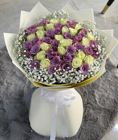 باقات الجوري للزهور - عجمان - +971 55 164 2885