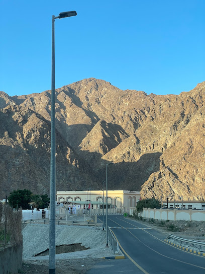الباب الخلفي لحدائق البحبوح المعلقه / حديقة البحبوح المعلقة (البوابة الخلفية) - United Arab Emirates|محافظة مسندم|Unnamed Road|779G+HQF