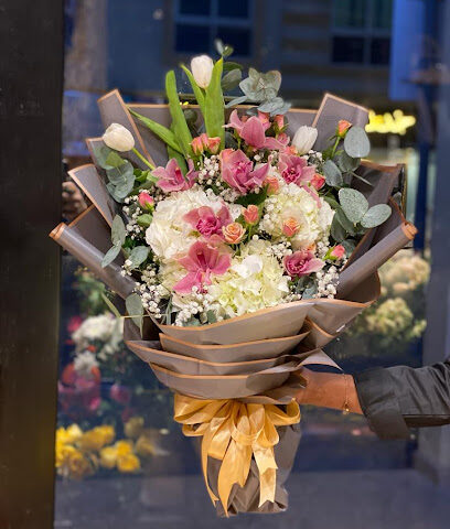 زهور روزنهايم - عجمان - +971 50 894 4999