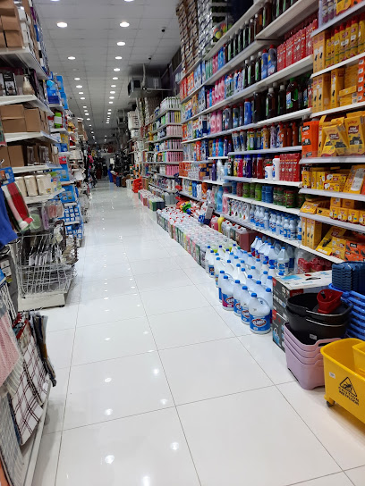 مركز مرجان للتخفيضات - United Arab Emirates|Ras Al-Khaimah|street|Dahan area