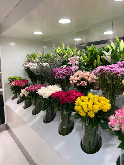 أزهار أفضل - بائع زهور في دبي مول - United Arab Emirates|Dubai|Sheikh Mohammed bin Rashid Blvd|Dubai Mall