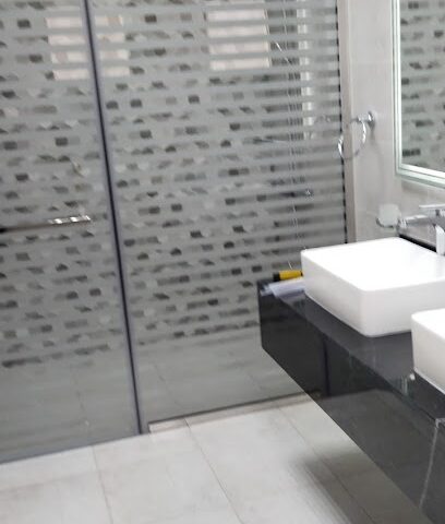 سوبر ستار جلاس. - دبي - +971 50 674 7169
