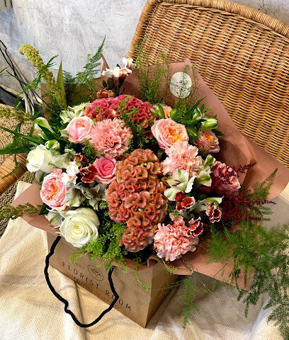 غرفة بائع الزهور - عجمان - +971 50 494 3011