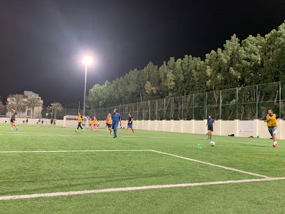 الأكاديمية الإقليمية لرياضة كرة القدم - البطين - عجمان - +971 55 223 7104