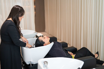 روسانو فيريتي سبا للشعر - دبي - +971 2 208 0233