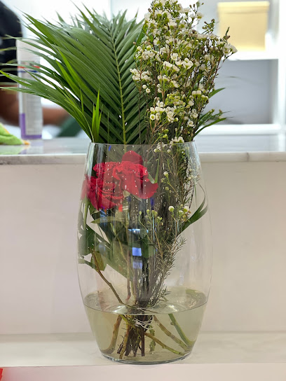 ازهرت - زهور وهدايا - الزهور والهدايا - United Arab Emirates|Al Qurm - Ras al Khaimah|Bloomedout Flowers And Gifts uae