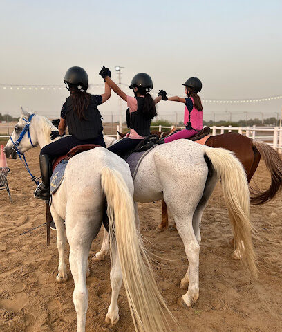 اسطبلات المدام 2 - مدرسة ركوب الخيل - دبي - +971 58 999 6756