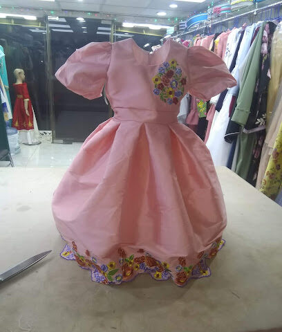 صالون جون إنكارناسيون للسيدات - دبي - +971 3 751 0422