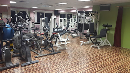الصالة الوردية للياقة البدنية بينك جيم - دبي - +971 55 587 7381