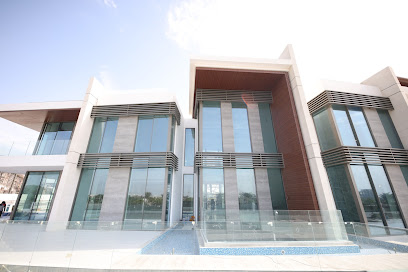 الفانوس الفضي لمقاولات الزجاج والألمنيوم ذ. - دبي - +971 6 531 1421